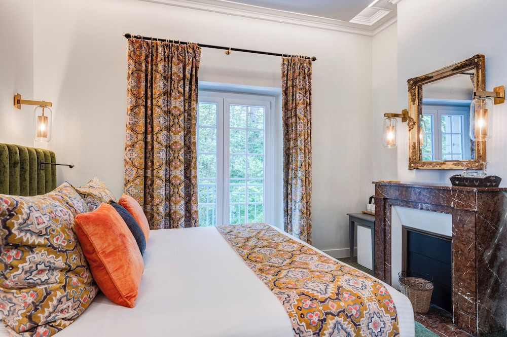 Relais Chateaux Chateau Des Avenieres 10/46