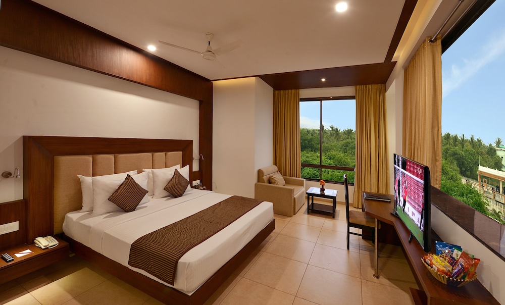 Lords Inn Somnath 17/60