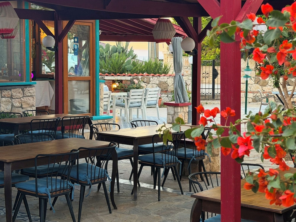 Karaburun Konak Hotel 34/50
