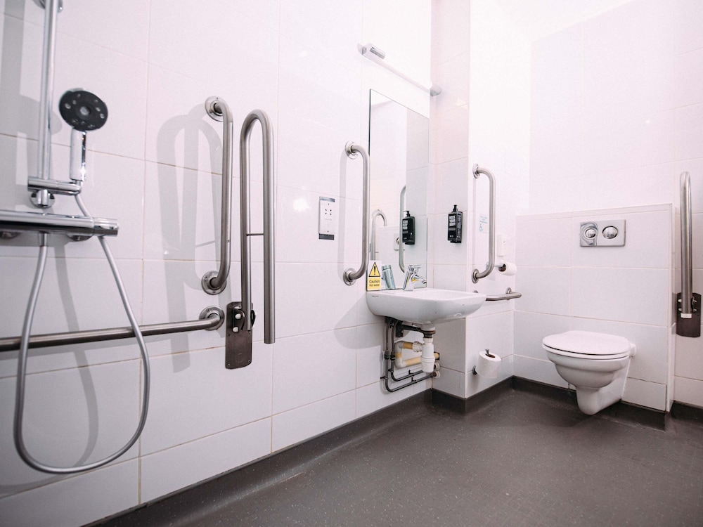 IBIS BELFAST CITY CENTRE 28/50