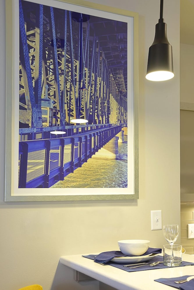 STAYBRIDGE SUITES LITTLE ROCK - MEDICAL CENTER 50/66