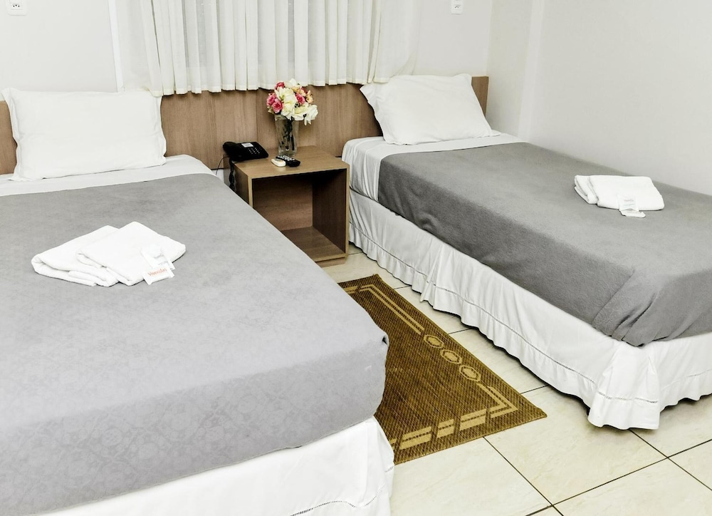 Hotel Vivendas 18/78