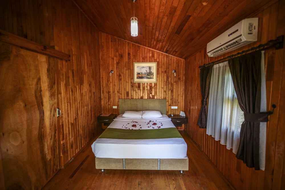 Cirali Zakkum Bungalow 3/50
