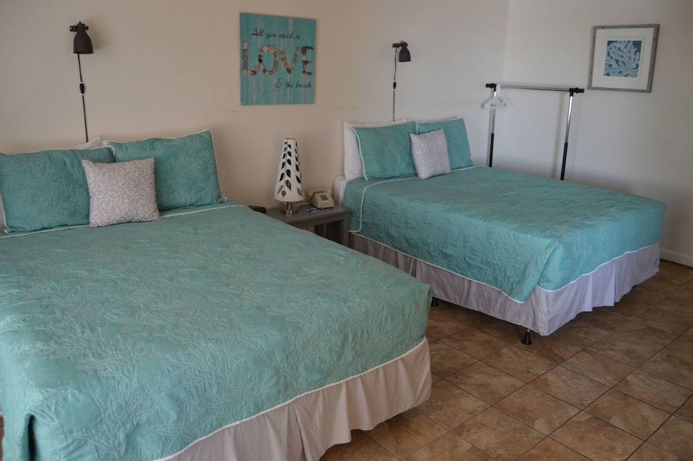 Fountain Beach Resort 8/36