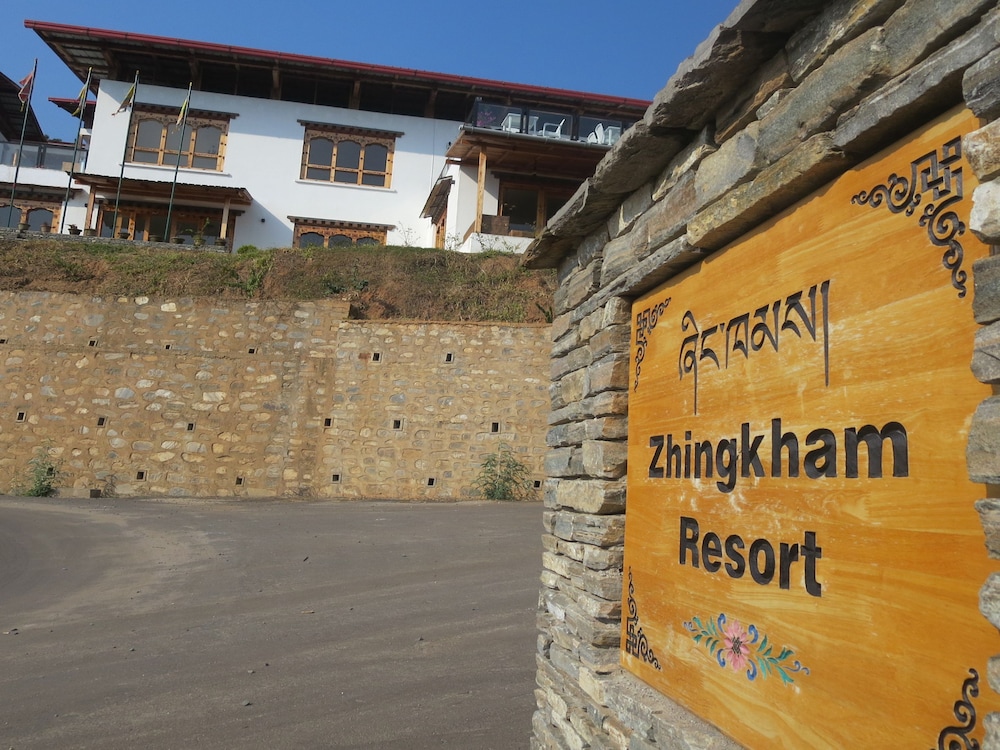 ZHINGKHAM RESORT 5/30