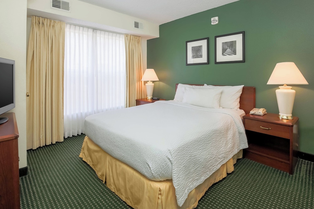 1 Bedroom, Suite, Queen Bed, Accessible