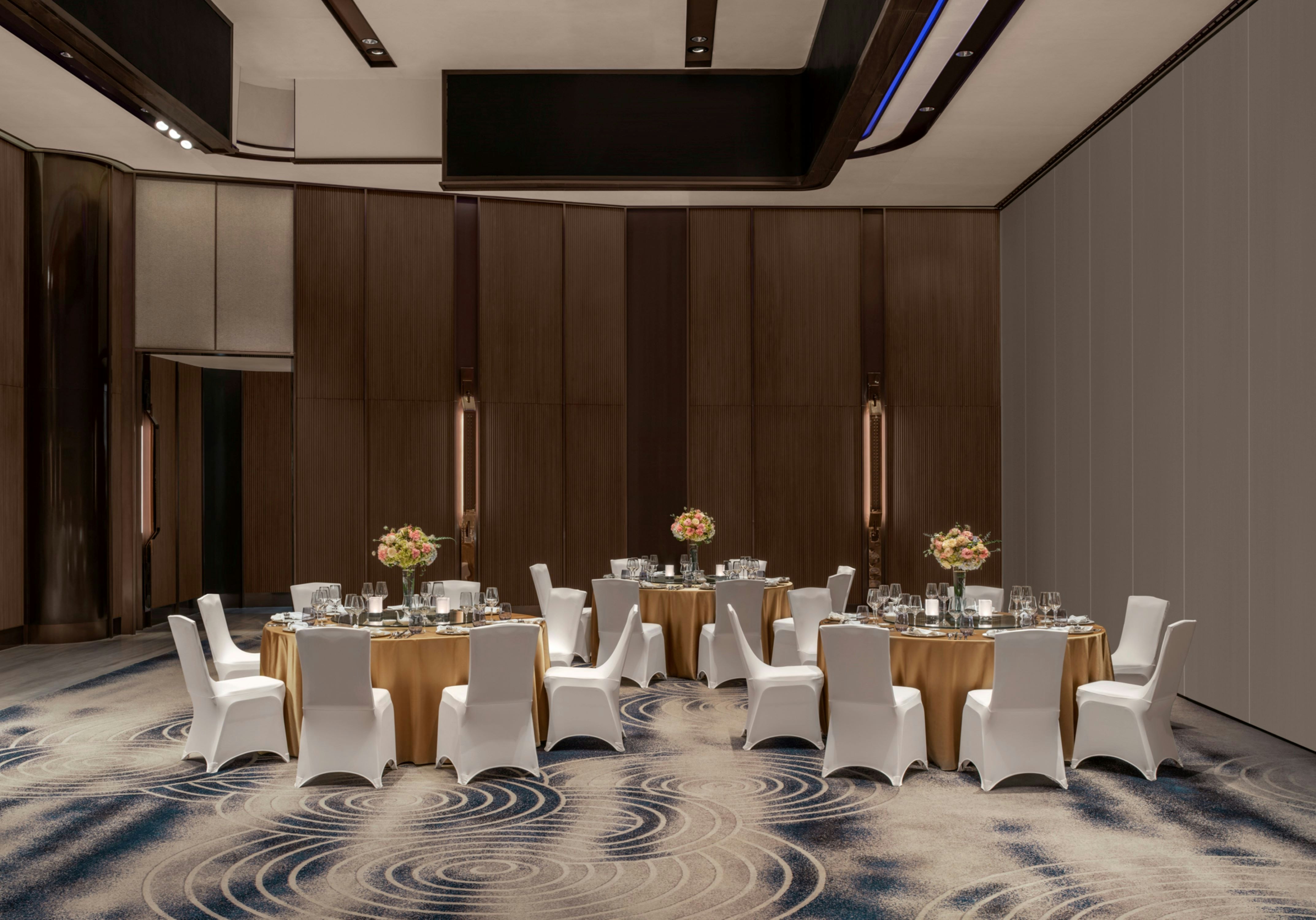 Hilton Saigon 46/55