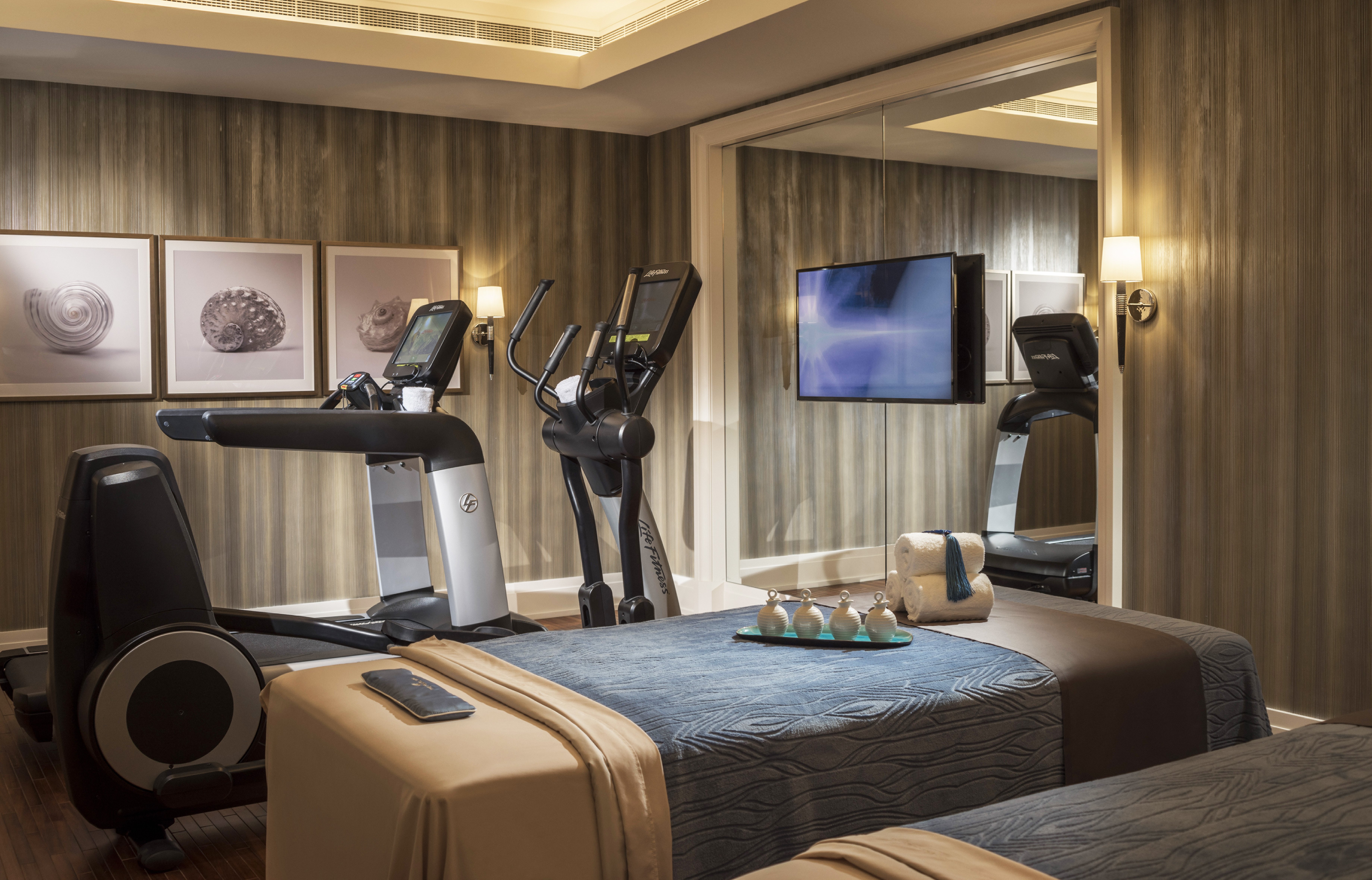 Four Seasons Resort Dubai At Jumeirah Beach 50/98