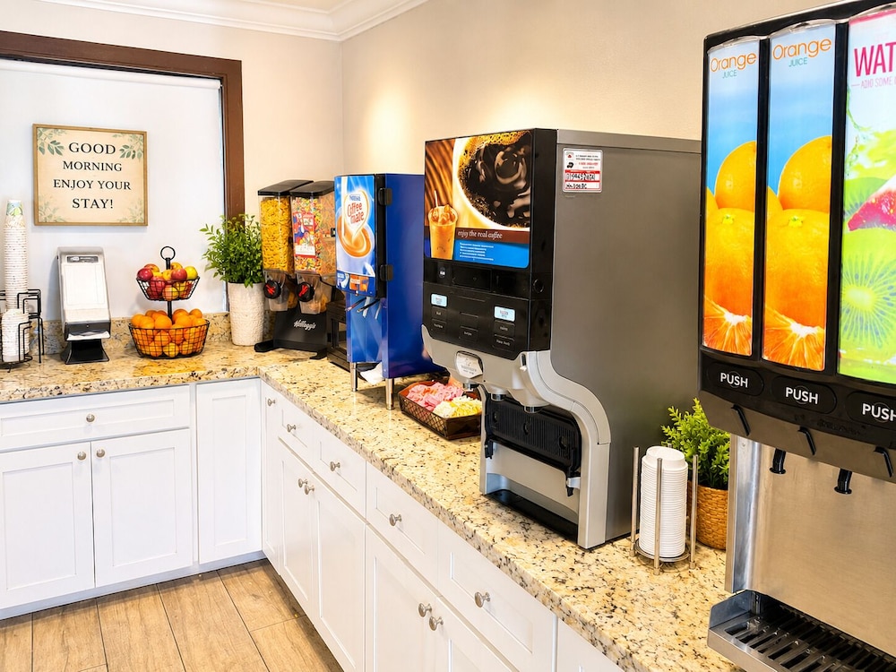 Stanford Inn And Suites Anaheim Ex Comfort Inn Maingate 10/58