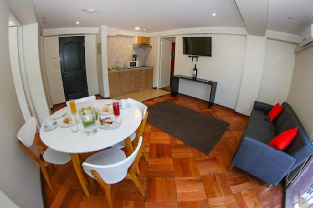 Hotel Plaza Nunoa 27/37