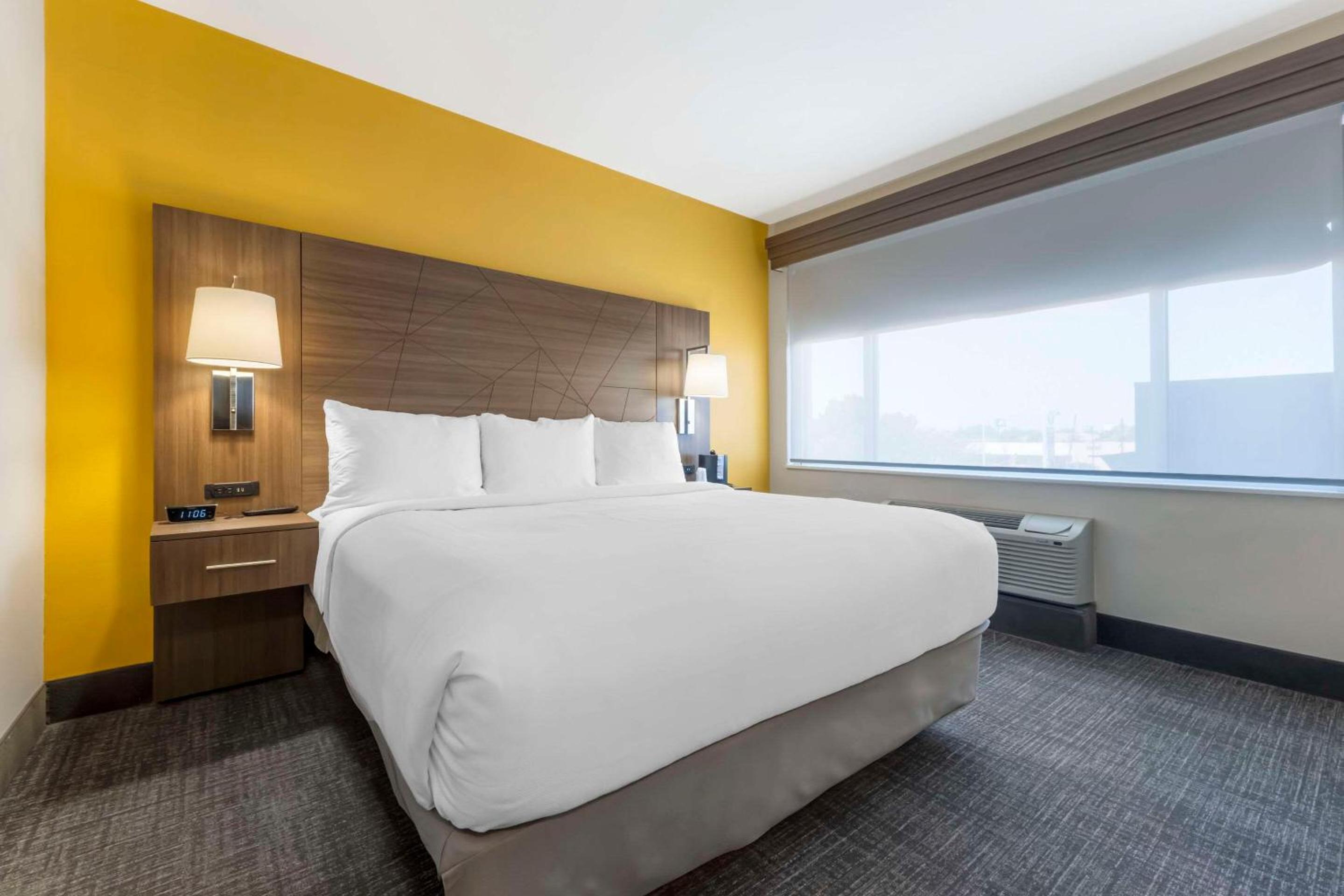 غرفة بسرير كوين، Comfort Inn Portales 4/6