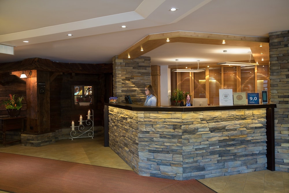 Helvetia Intergolf Hotel And Aparthotel 9/61