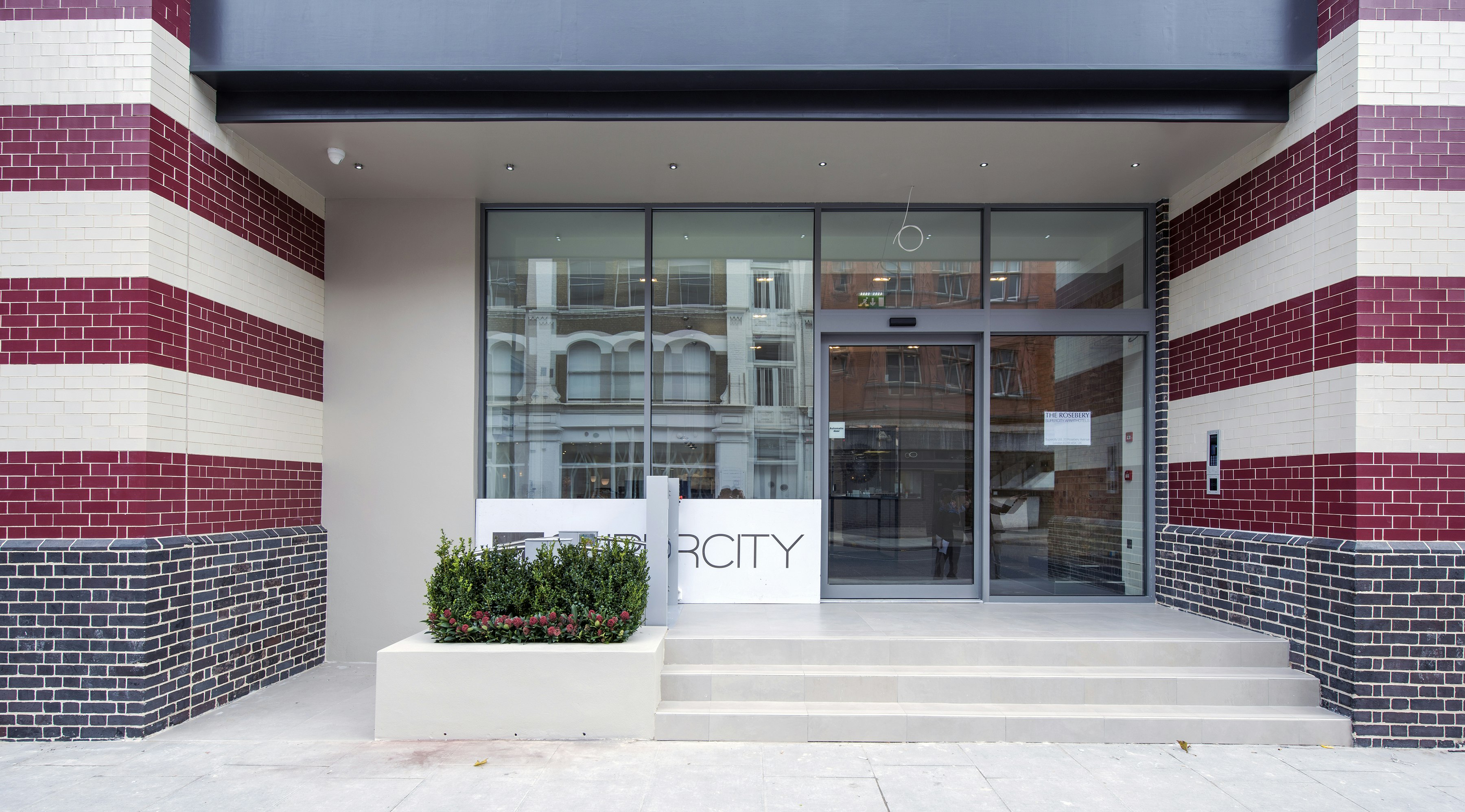 The Rosebery 5/41