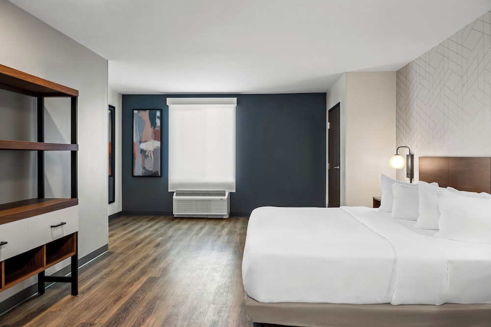 Everhome Suites Rochester Greece 17/50