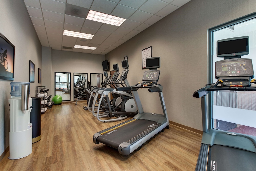 Drury Inn and Suites Phoenix Happy Valley 25/50