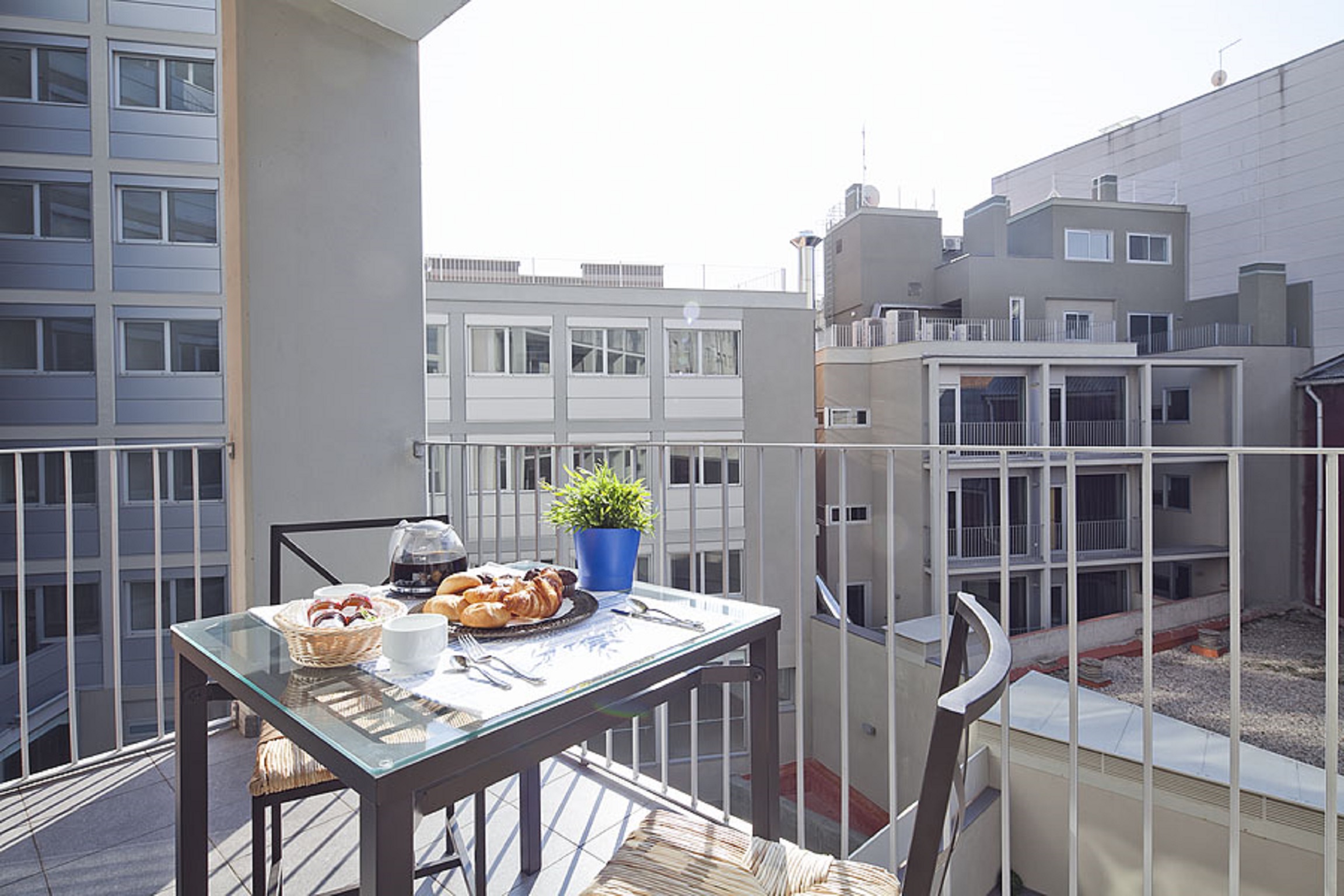 Charmsuites Paralel 16/25