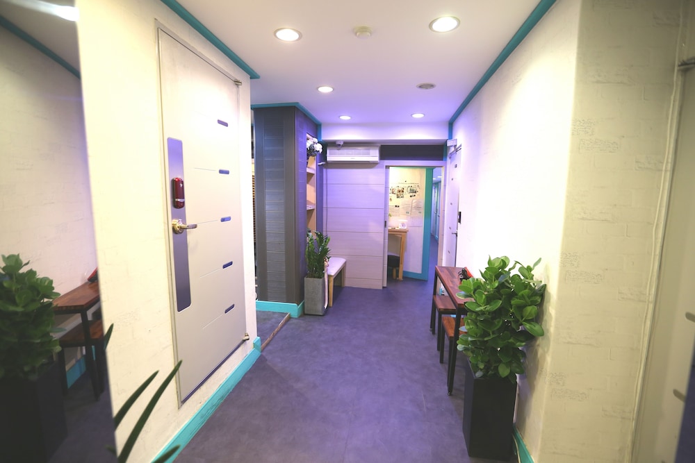 Must Stay (ex. Seoul Backpackers) 7/47