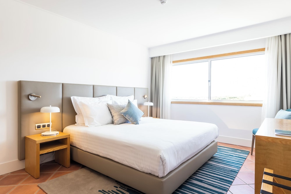 1 BEDROOM, APARTMENT