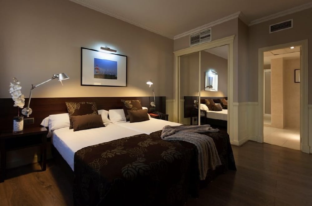 Hotel Cortezo 14/80