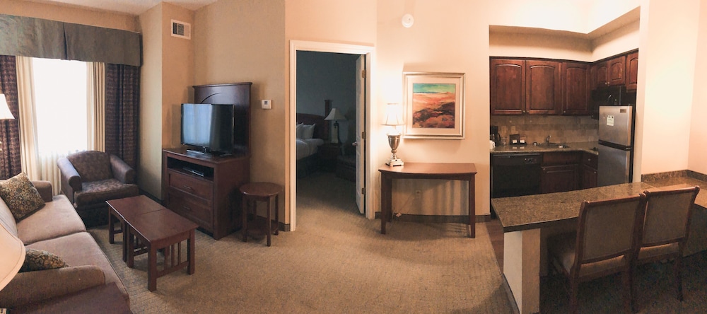 Westay Suites - Covington Mandeville 31/50