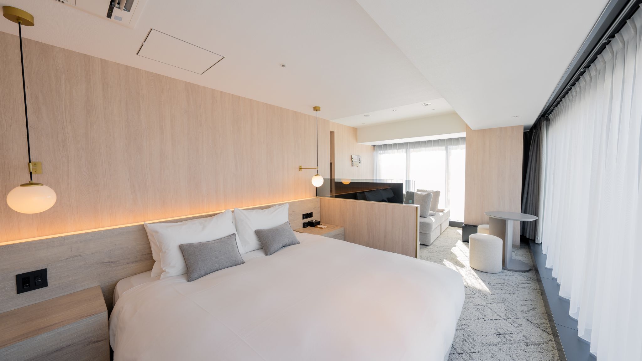 Deluxe, Double Bed