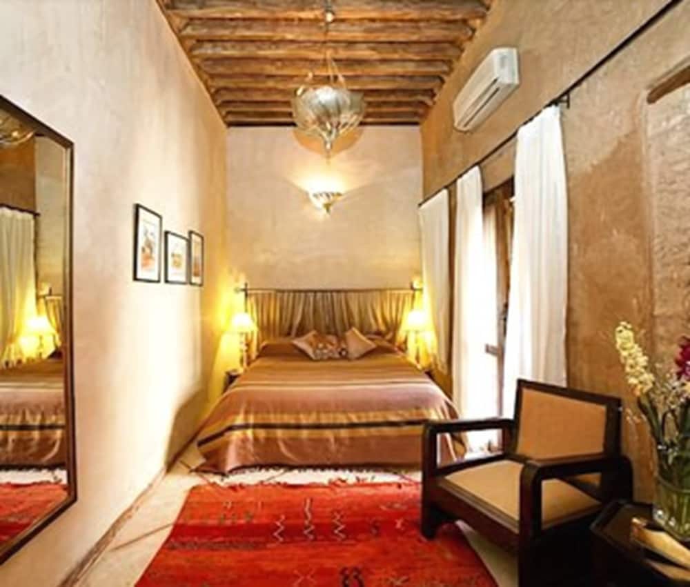 RIAD ALADDIN 52/76