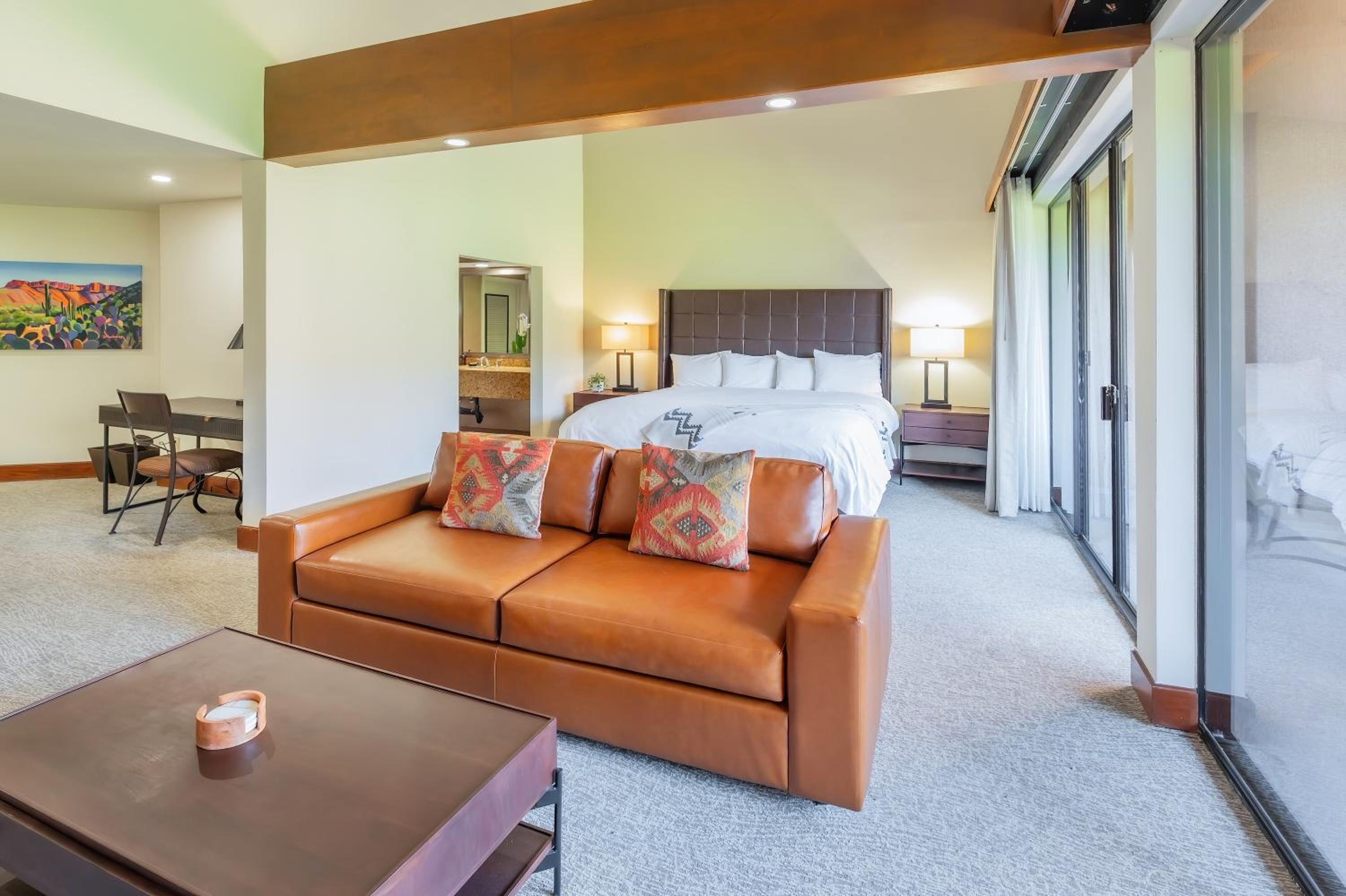 جناح بإطلالة على الجبل، Ventana Canyon Club and Lodge 4/10