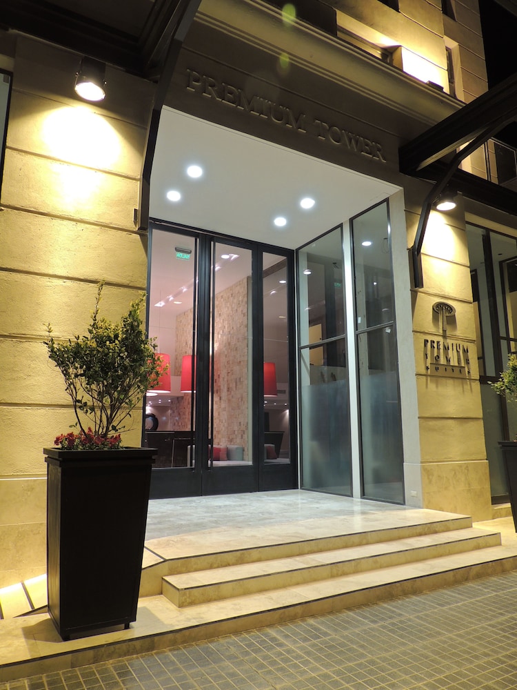 Premium Tower Suites San Luis 16/60