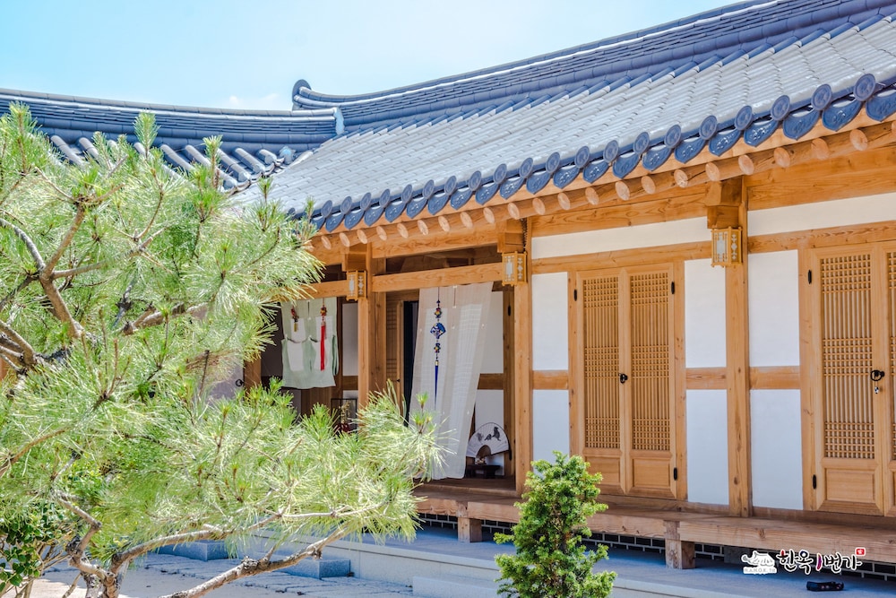 Hanok1st 3/48