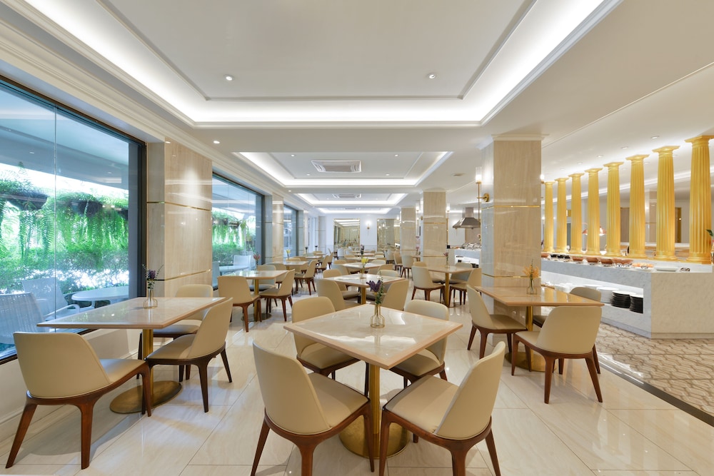 The Beverly Hotel Pattaya 63/78