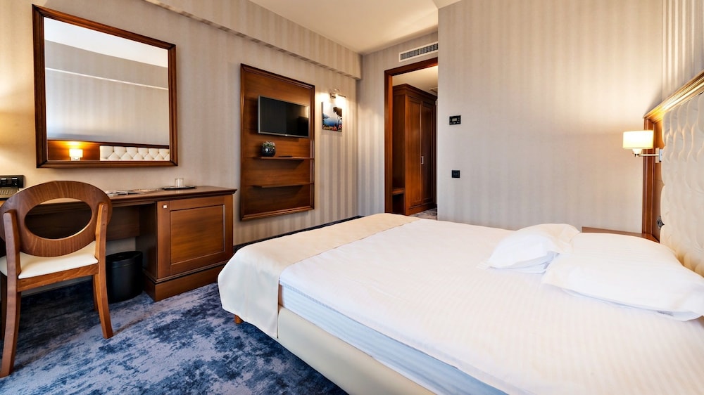 Hotel Briliant 9/43