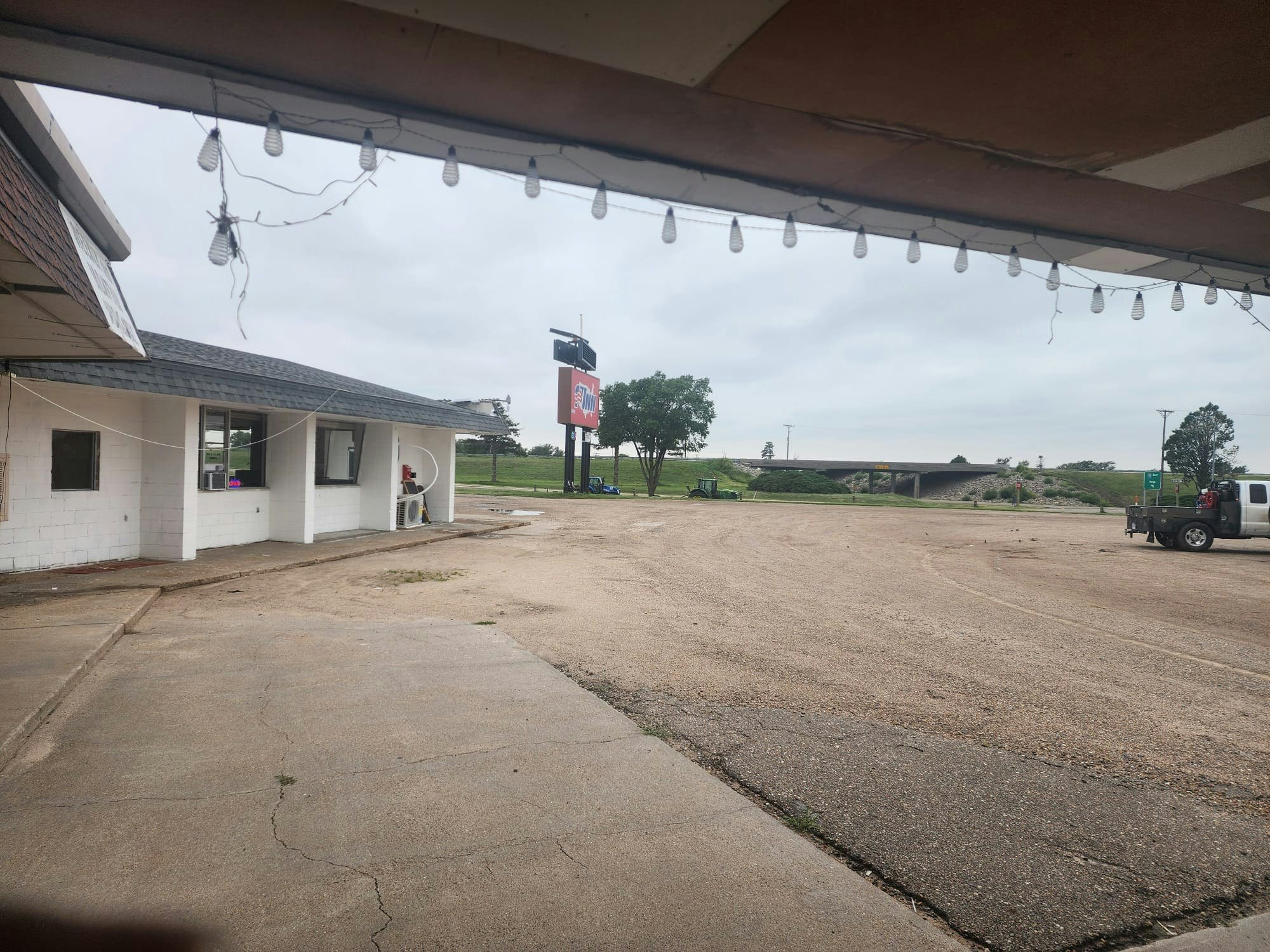 First Inn By OYO Quinter Hwy 70 18/18