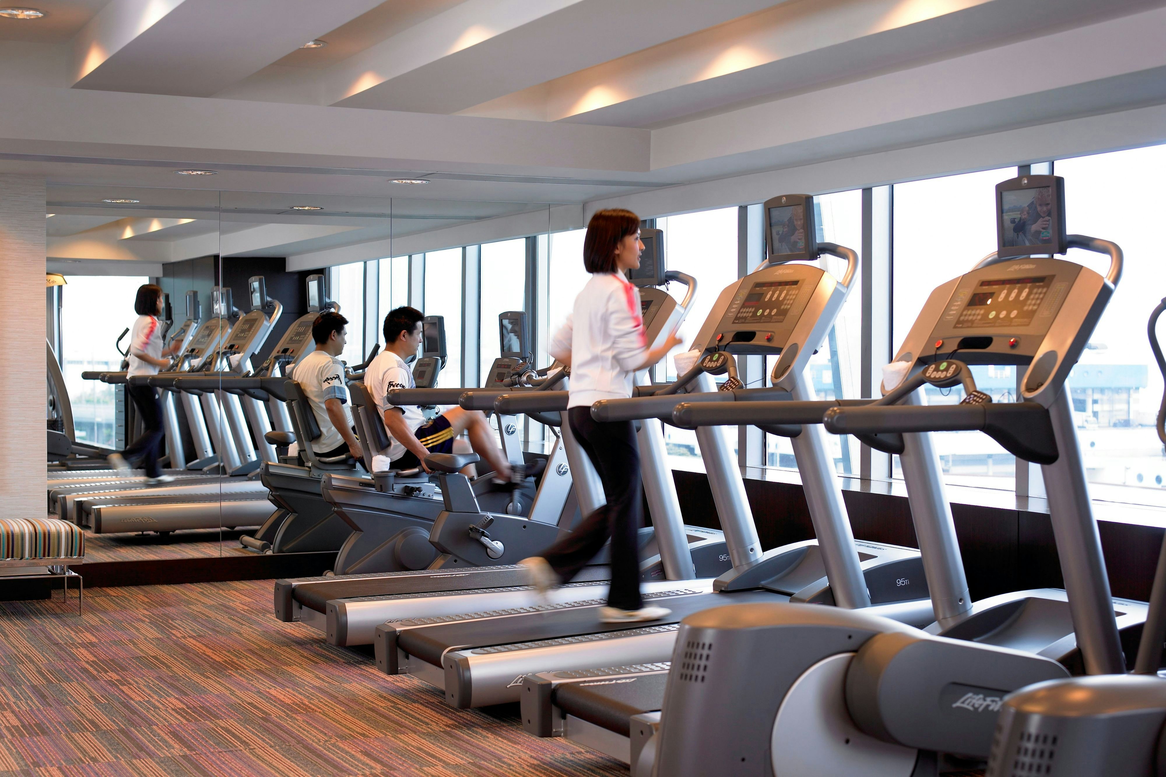 COURTYARD BY MARRIOTT HONG KONG 15/34