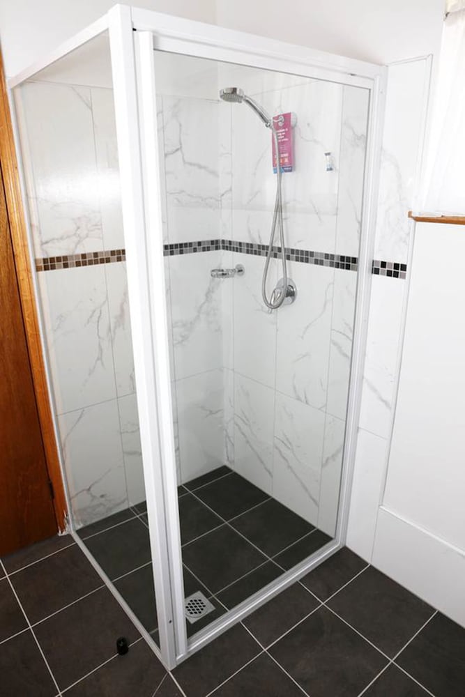 Westwood Motor Inn 29/50