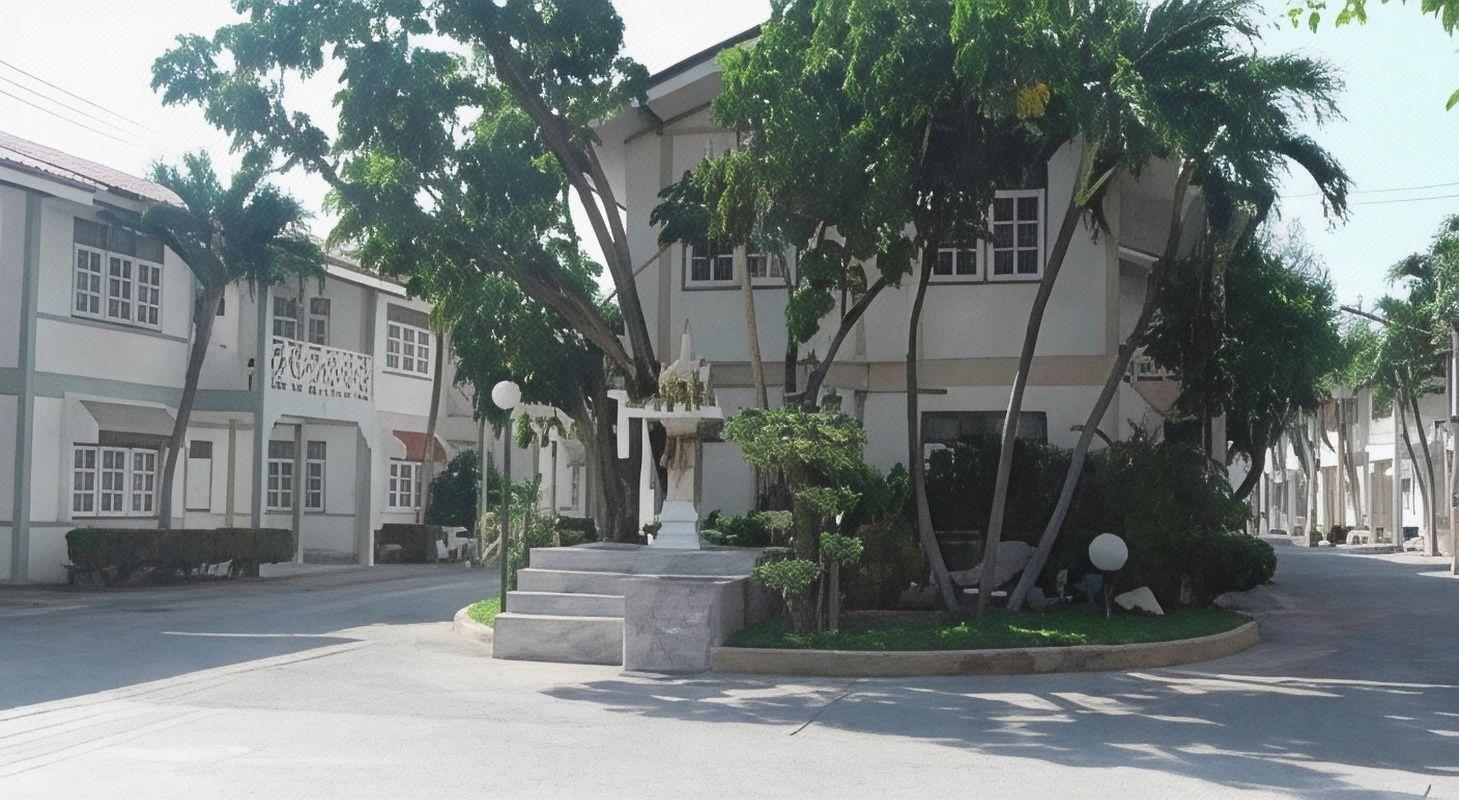 THE PAISIRI HOTEL 45/47