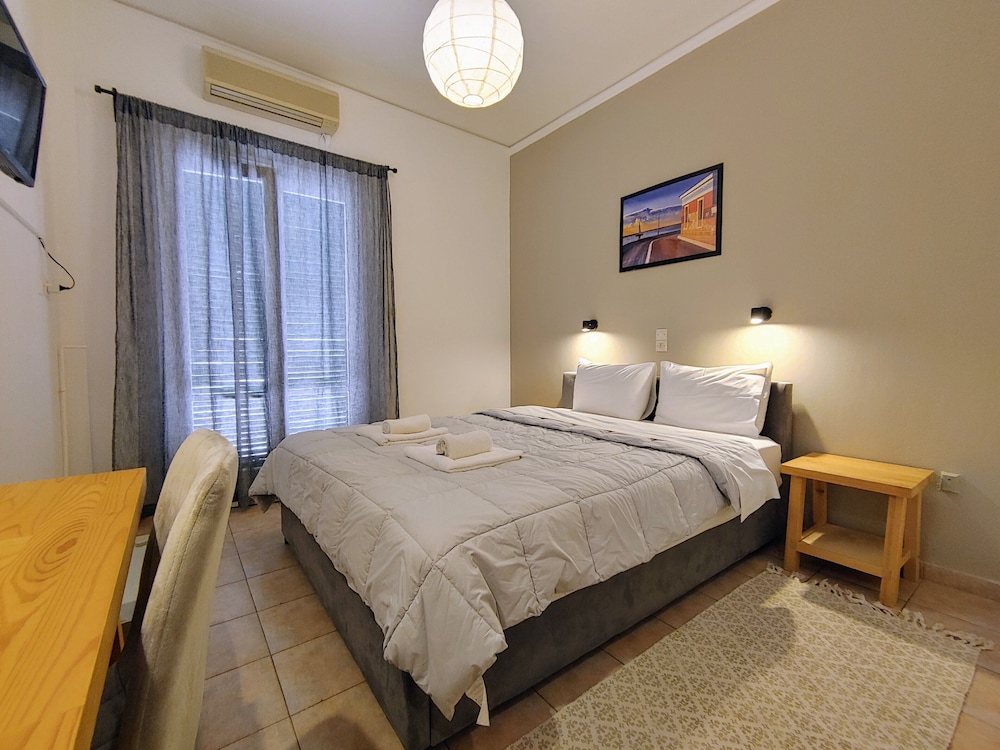 Aegina Hotel 29/73