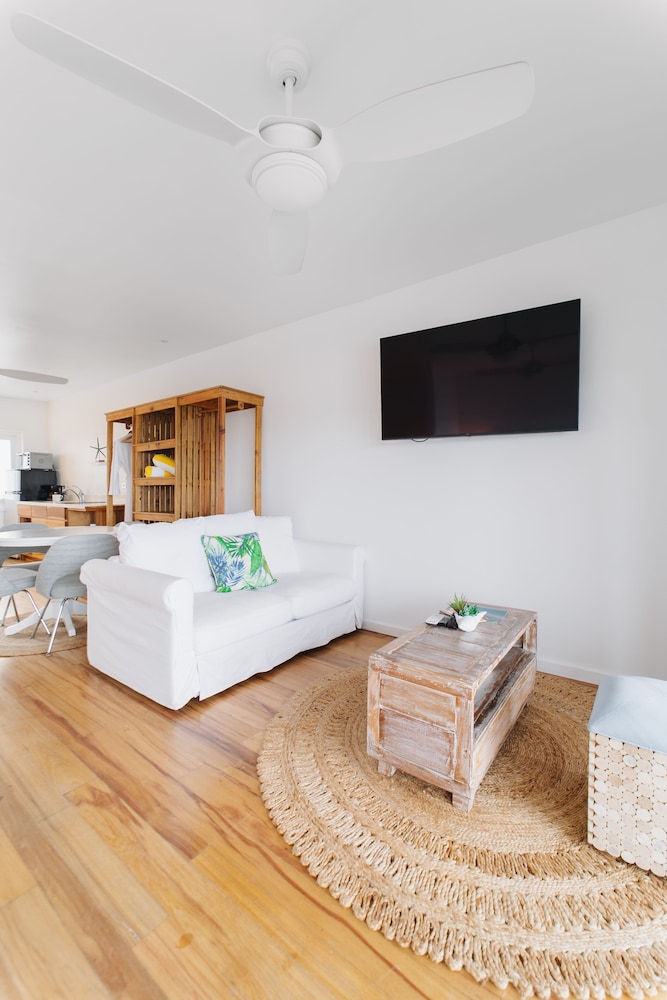 The Beach House Boutique Hotel 30/49