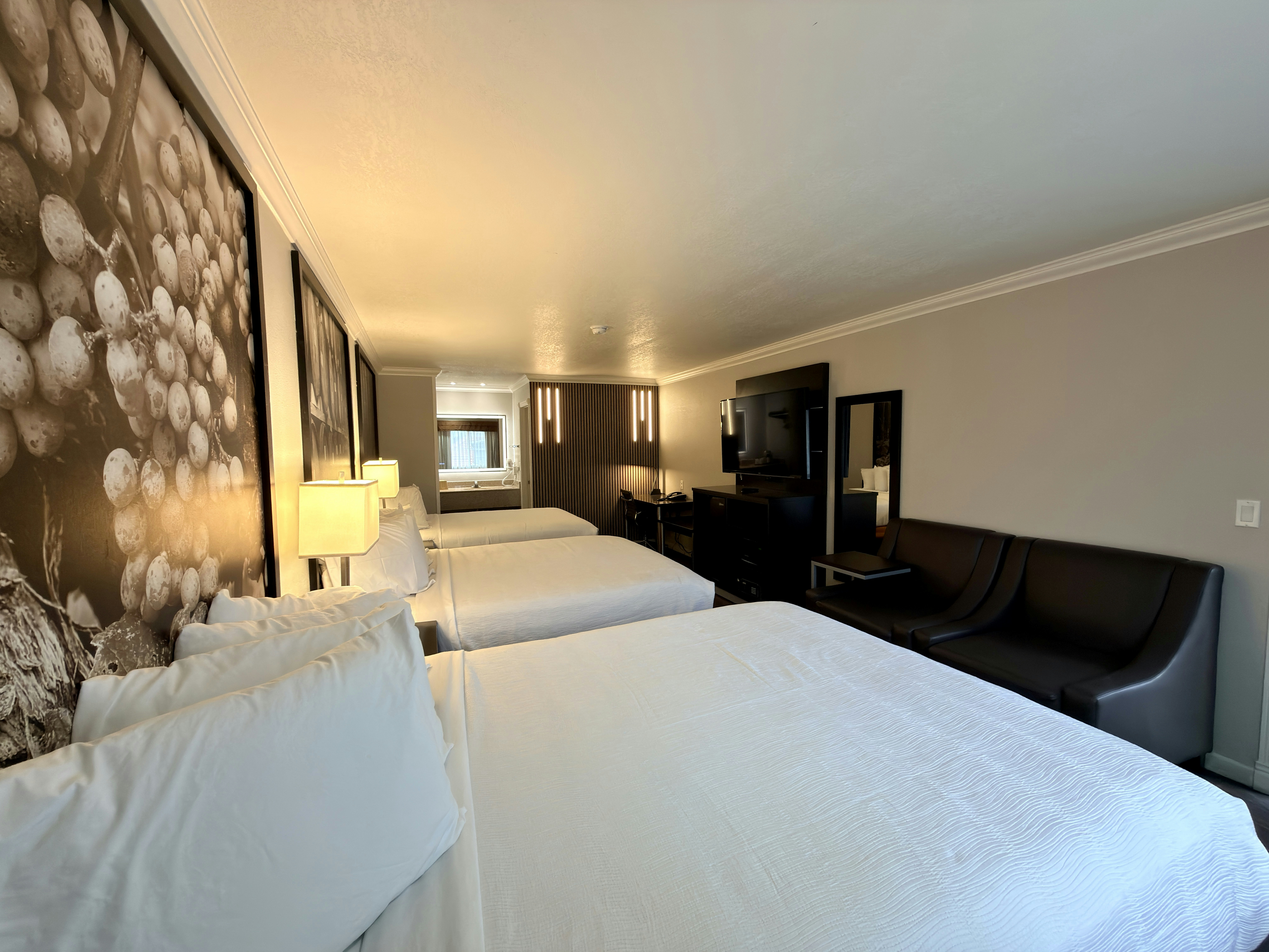 Super 8 By Wyndham Ukiah 7/22