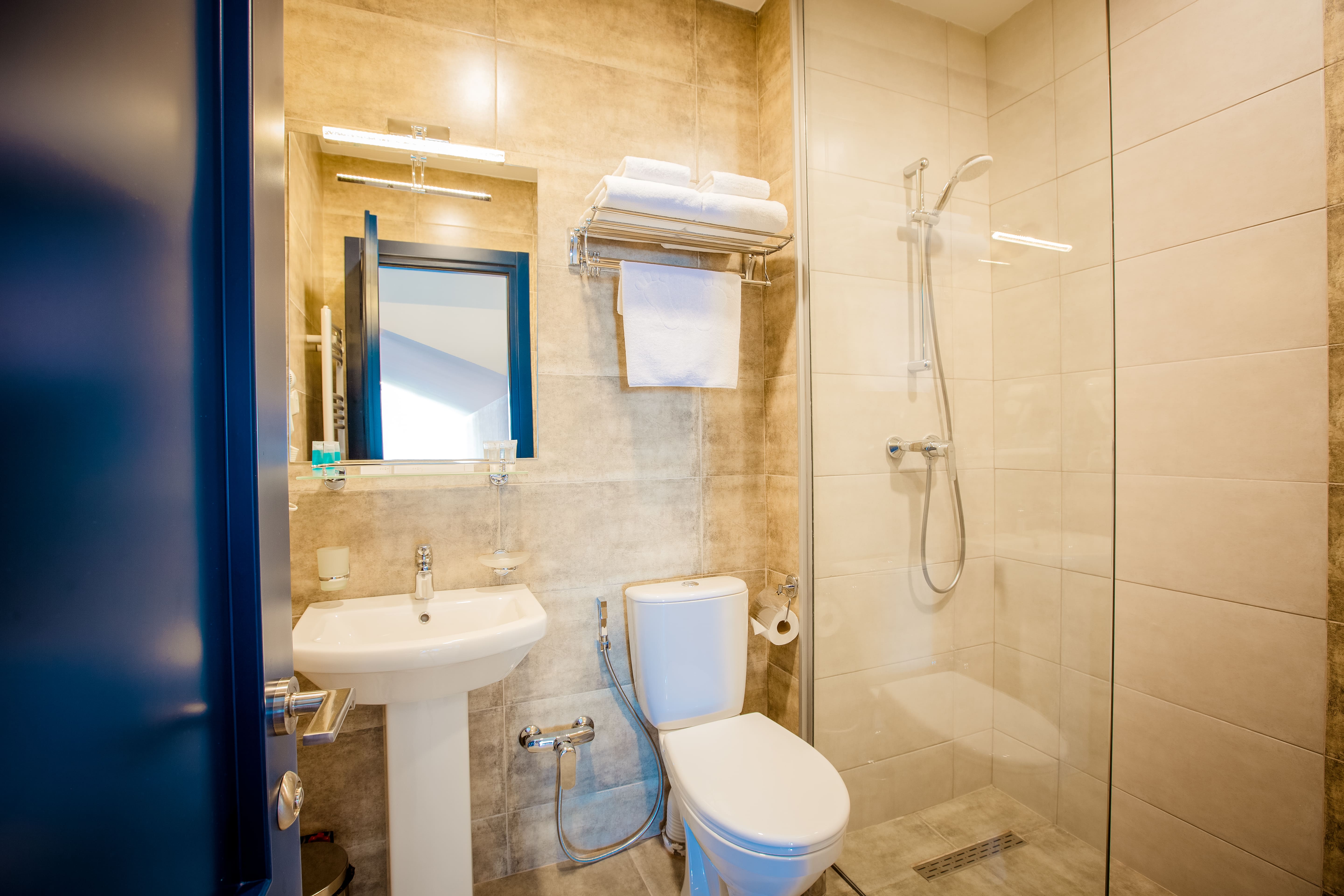 Classic Double/Twin Without Balcony، Gudauri Inn 6/7