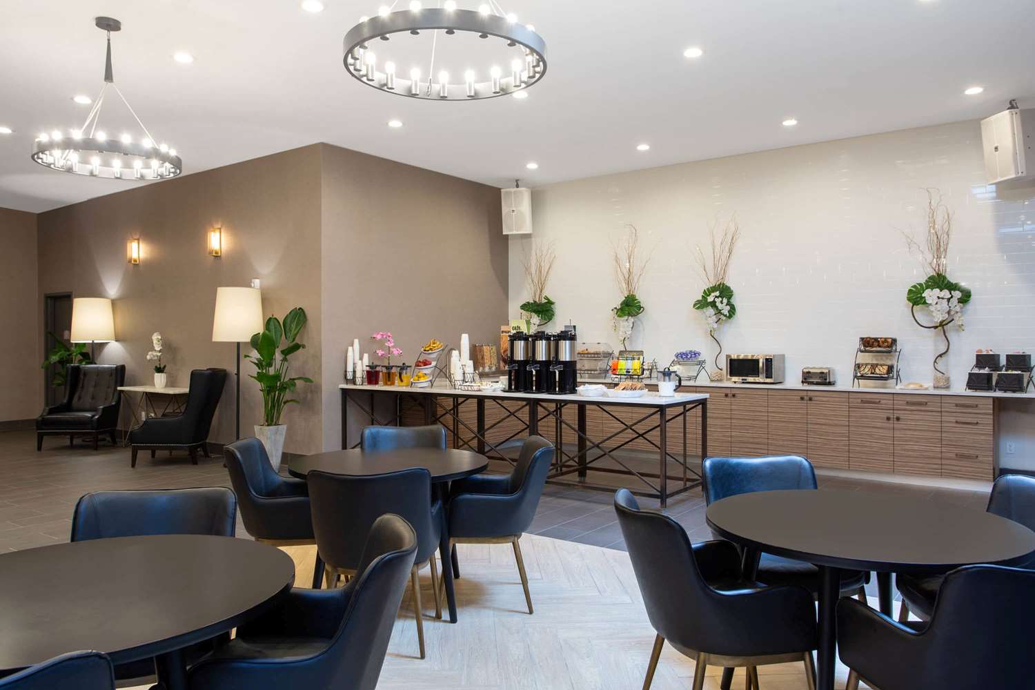Microtel Inn By Wyndham Long Island City 45/60