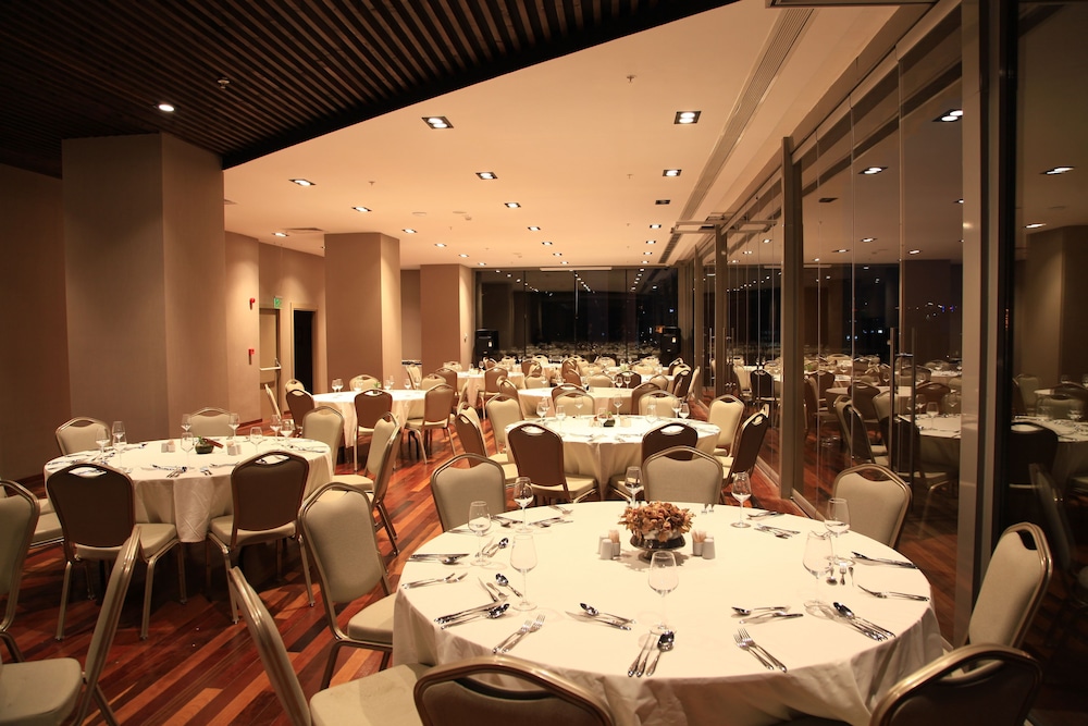 Liv City Hotels 56/69