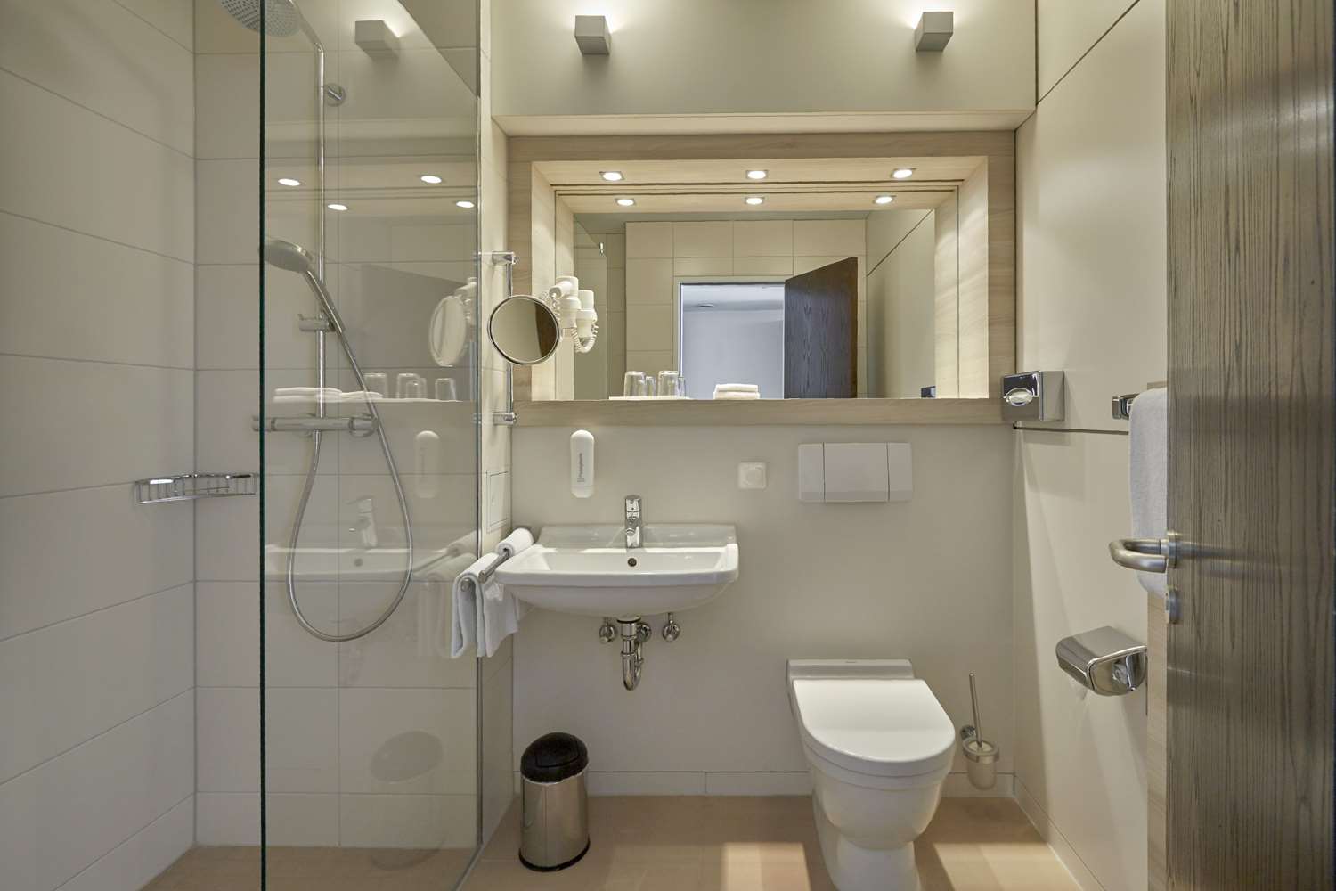 H+ HOTEL BAD SODEN 31/32