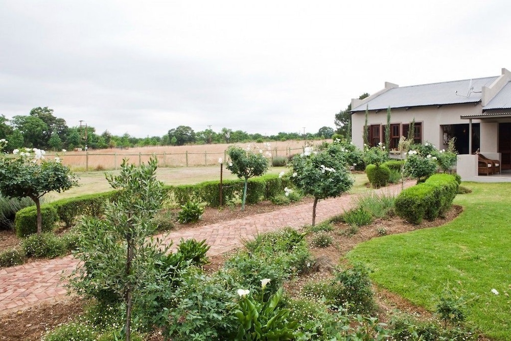 Ambers & Grace Guest Farm 43/50