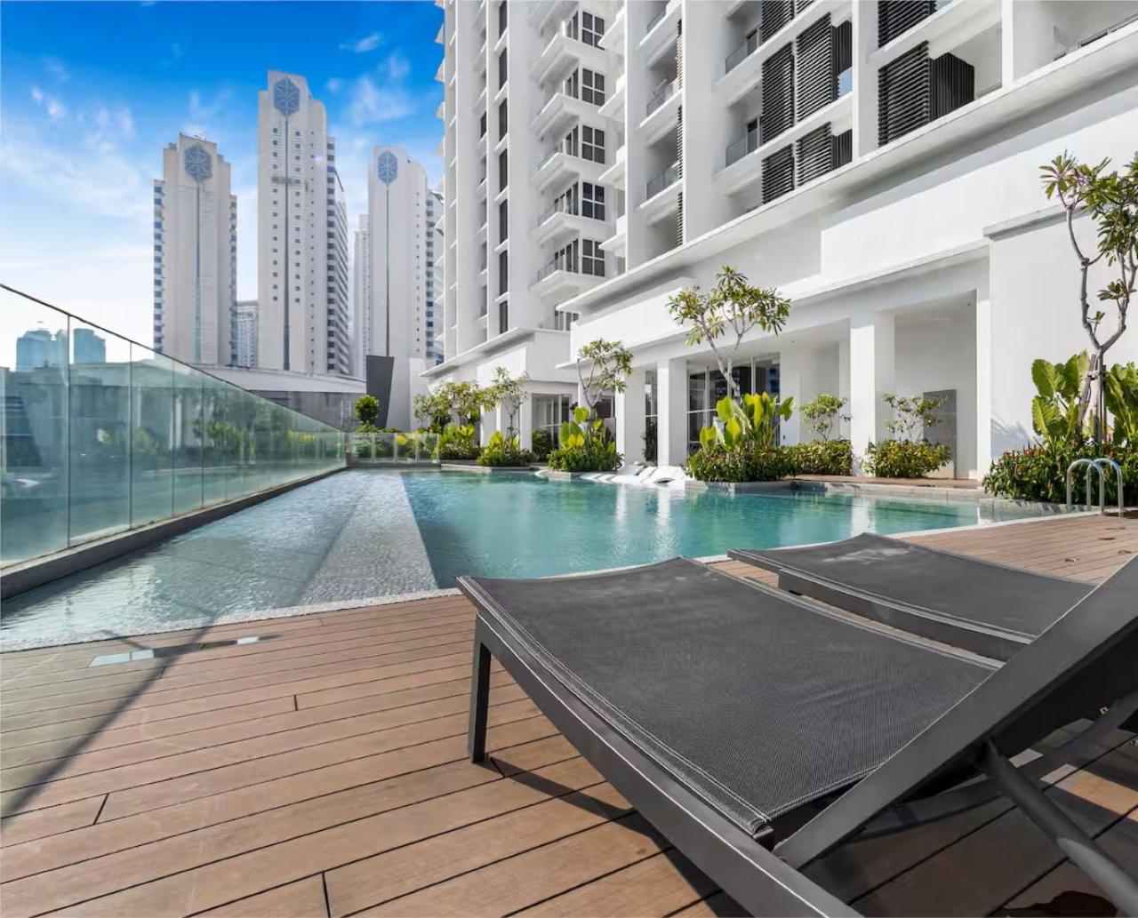 Eaton Suites KLCC 20/44