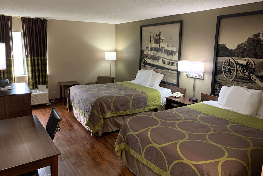 Harmony Hotel Hernando 15/35
