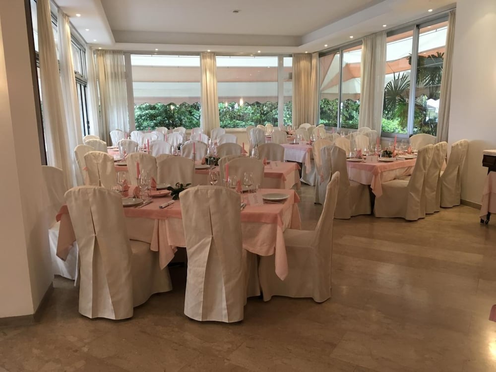 HOTEL BEAU RIVAGE PINETA 42/54