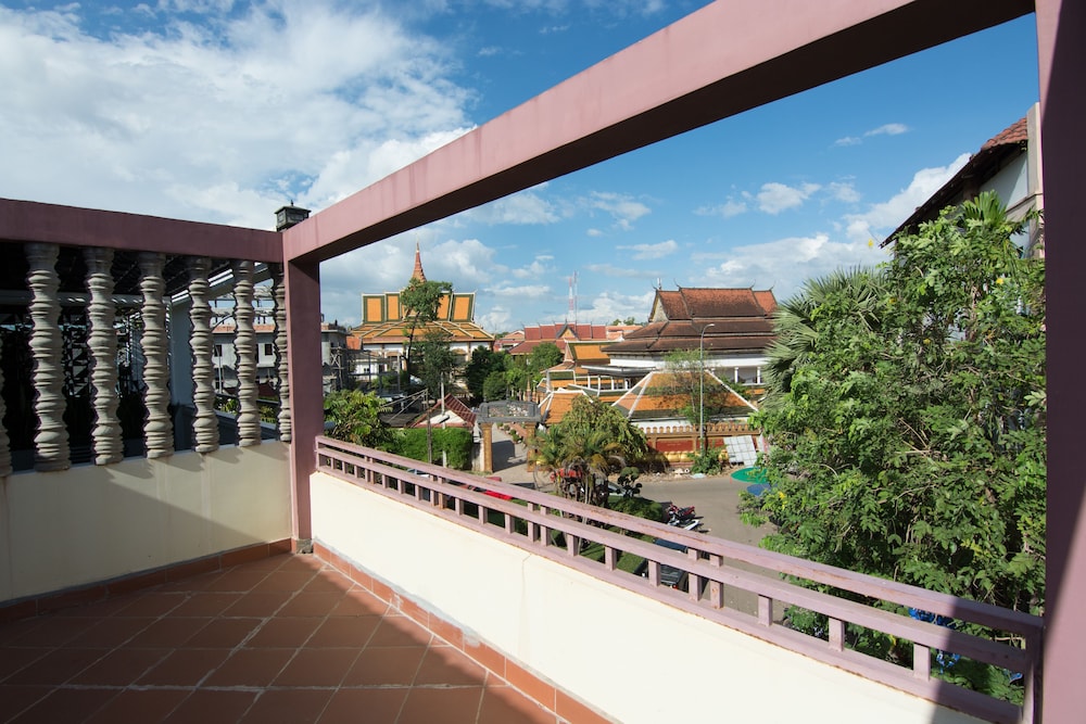 Neth Socheata Hotel 5/75