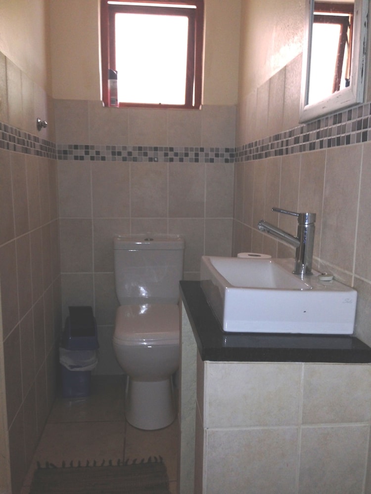 بنغل عائلي بسرير كوين وسريرين منفصلين بغرفتي نوم، Gecko Cottage 9/10