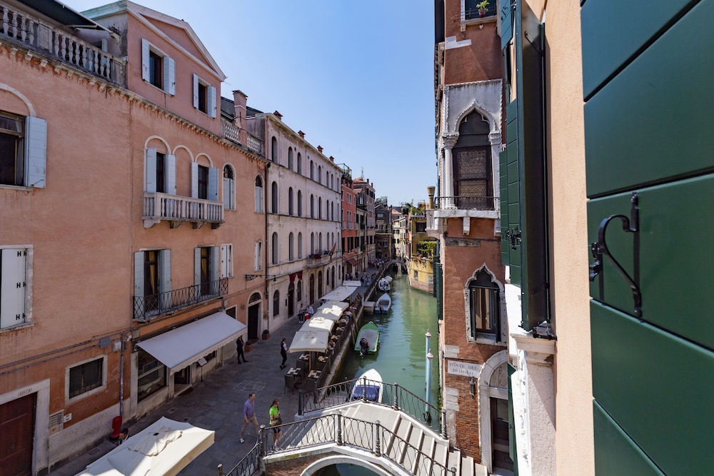 Palazzo San Lorenzo 40/50