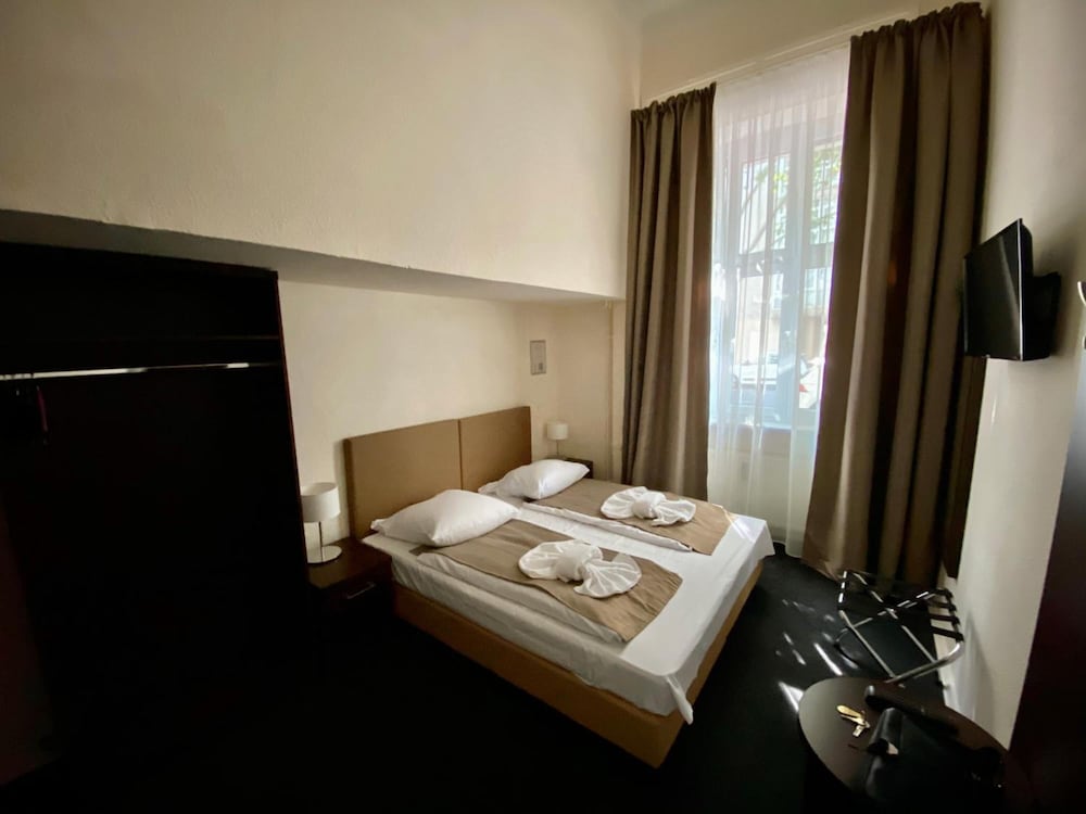 Bellevue Am Kurfurstendamm Hotel 17/62